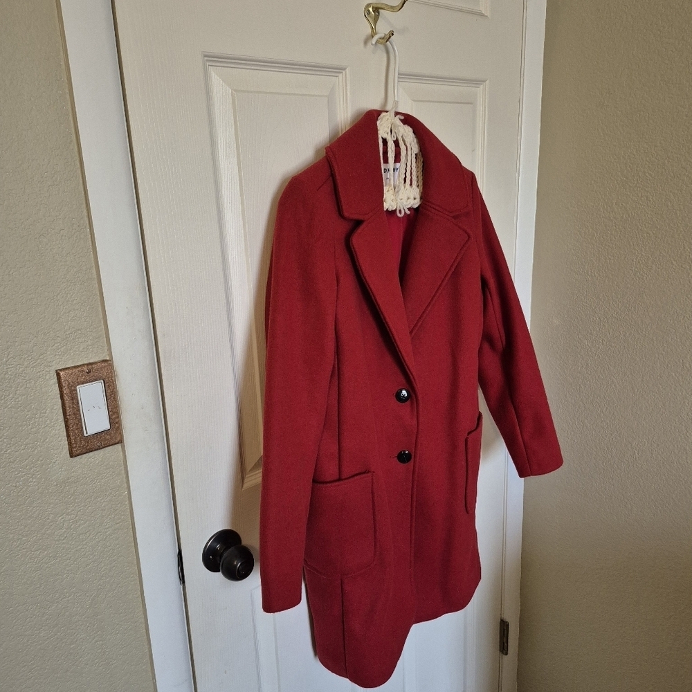 Old Navy Women's Red Coat - Picture 3 of 4